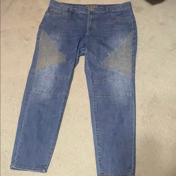Moto Jeans